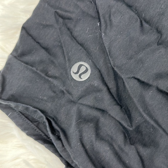 Lululemon Move Lightly Short *5.5" Black - Picture 5 of 6